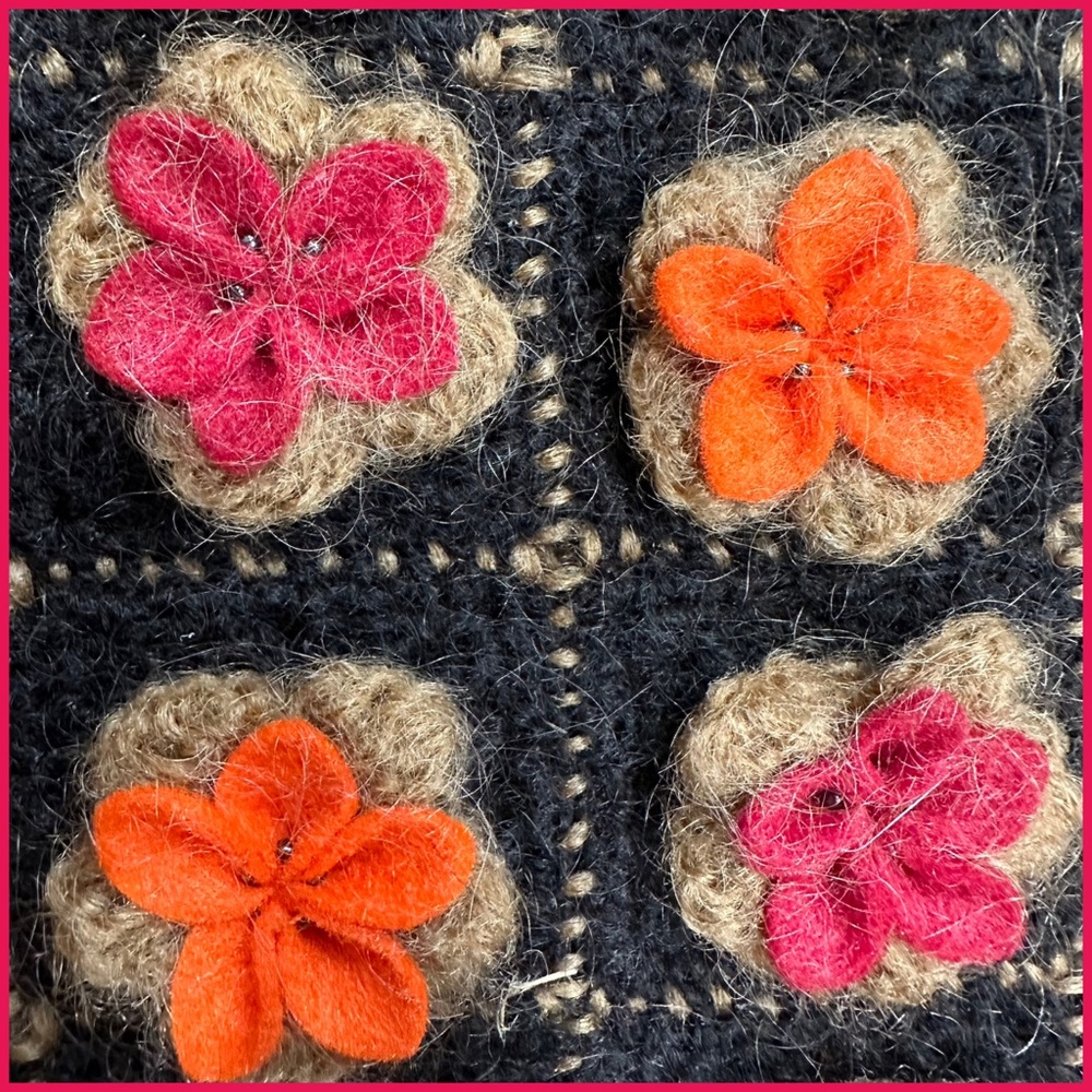 90s Moschino Flower Sweater Coat - Picture 13 of 16